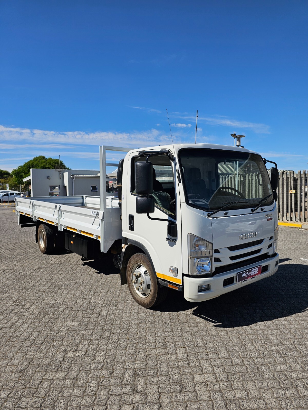 Isuzu N-Series NQR 500 AMT