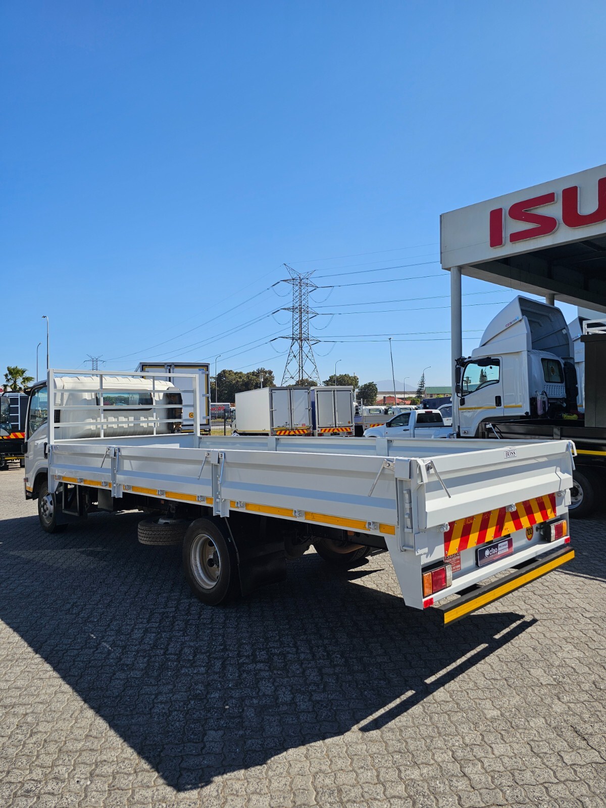 Isuzu N-Series NQR 500 AMT