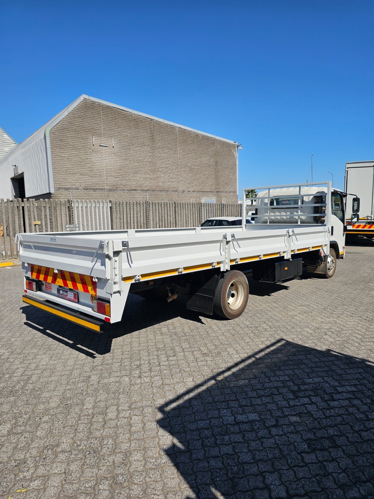 Isuzu N-Series NQR 500 AMT