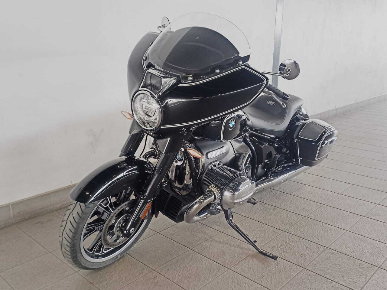 BMW R18 HARDBAGGER FIRST EDITION