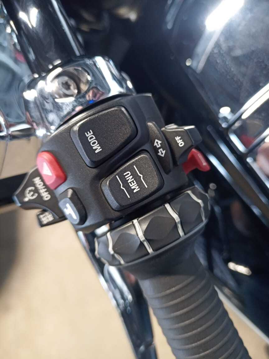 BMW R18 HARDBAGGER FIRST EDITION