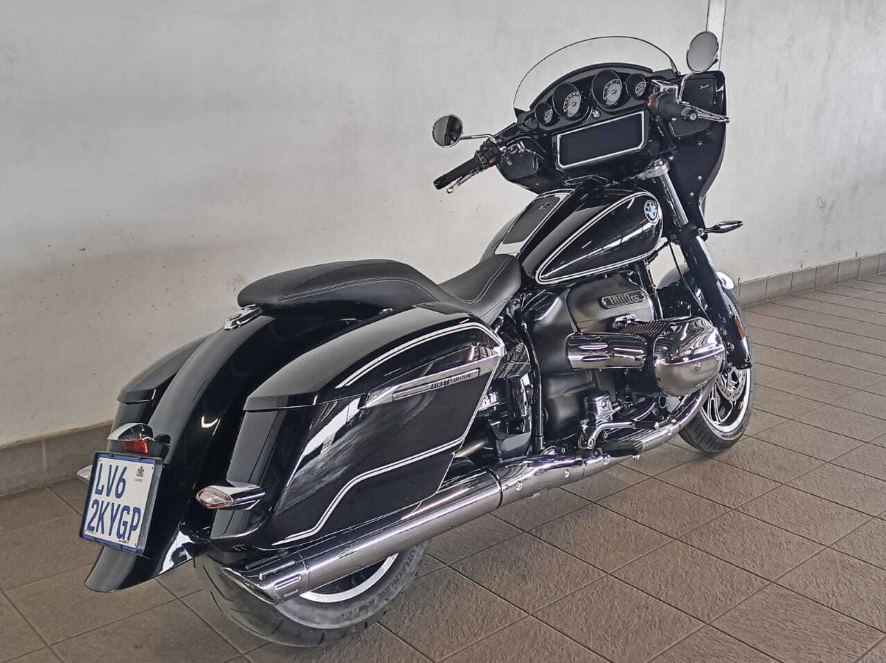 BMW R18 HARDBAGGER FIRST EDITION