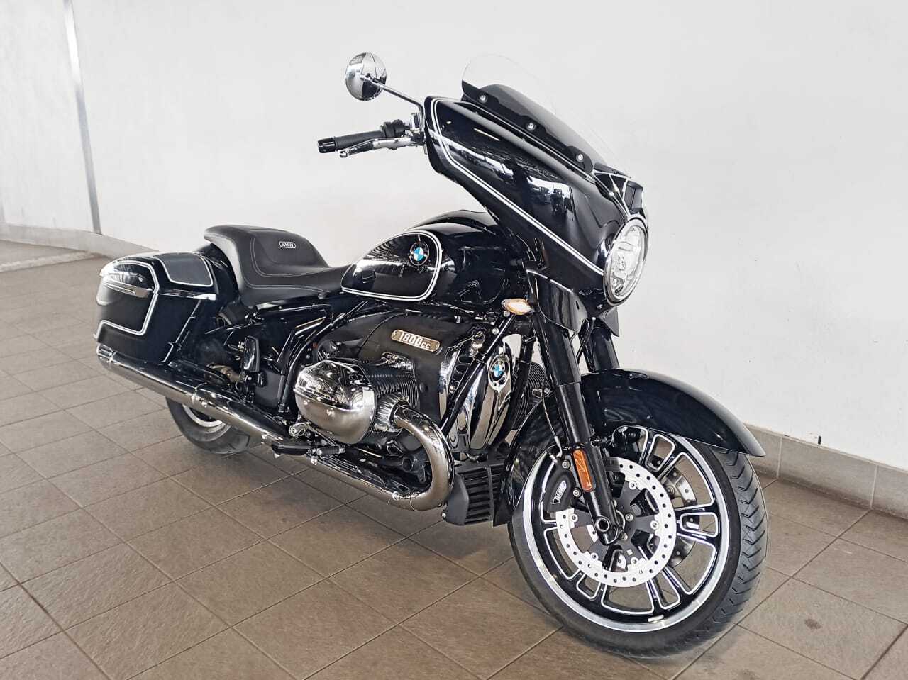 BMW R18 HARDBAGGER FIRST EDITION