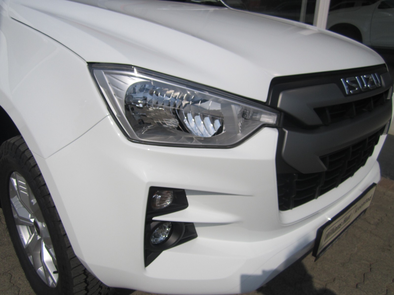 Isuzu D-Max 1.9TD EXTENDED CAB LS AUTO