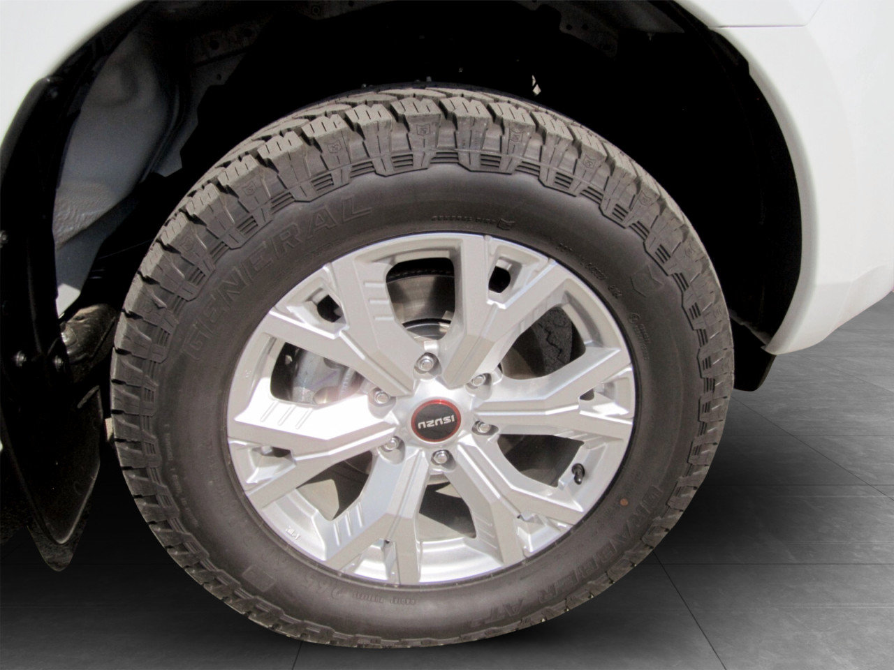 Isuzu D-Max 1.9TD EXTENDED CAB LS AUTO