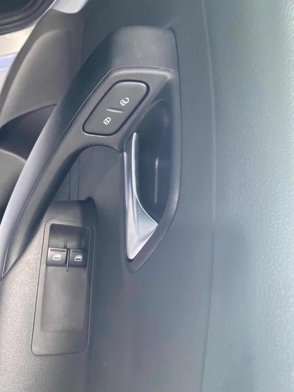 Volkswagen POLO VIVO HATCH 1.4