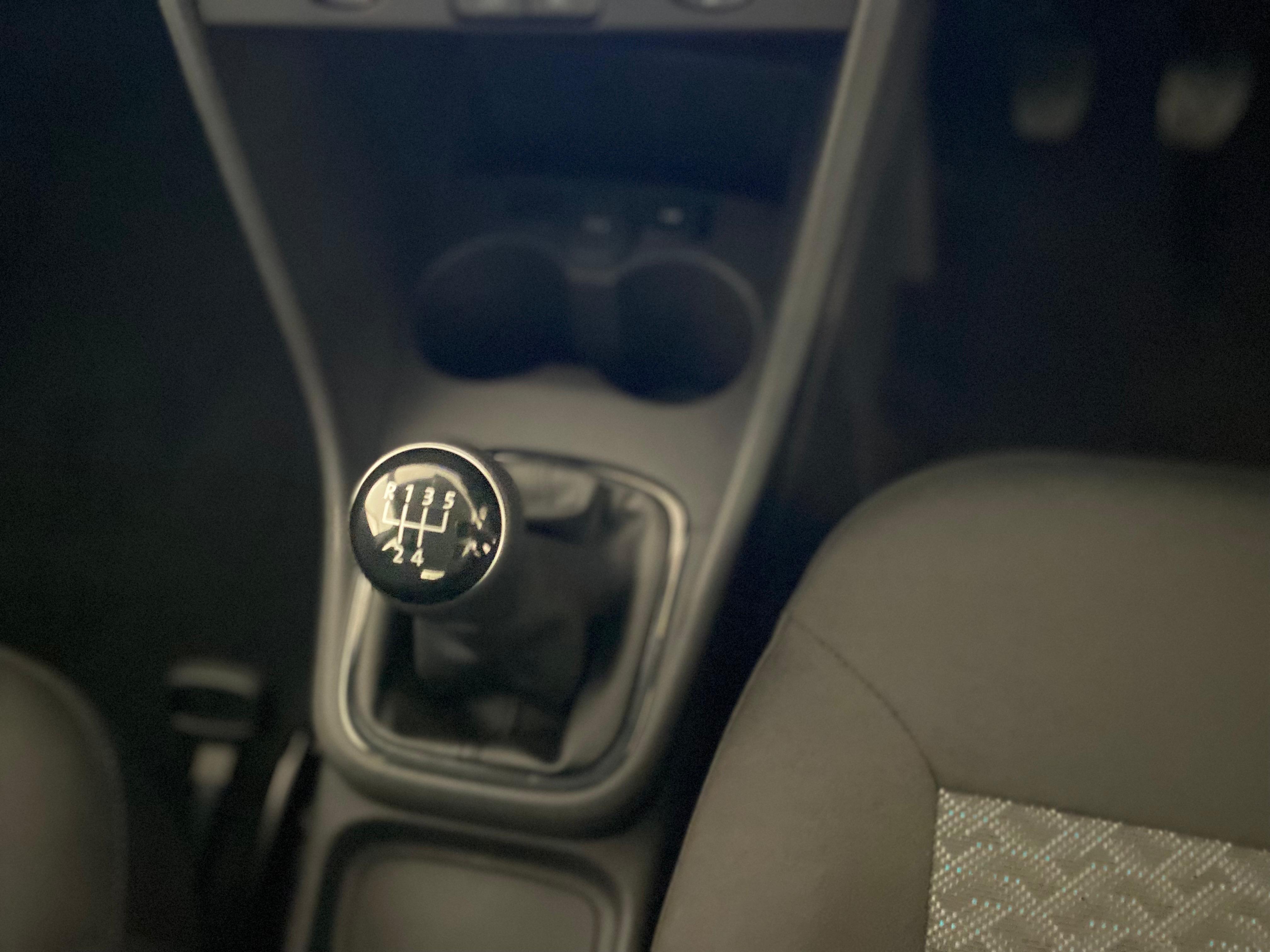 Volkswagen POLO VIVO HATCH 1.4 LIFE EDITION 15