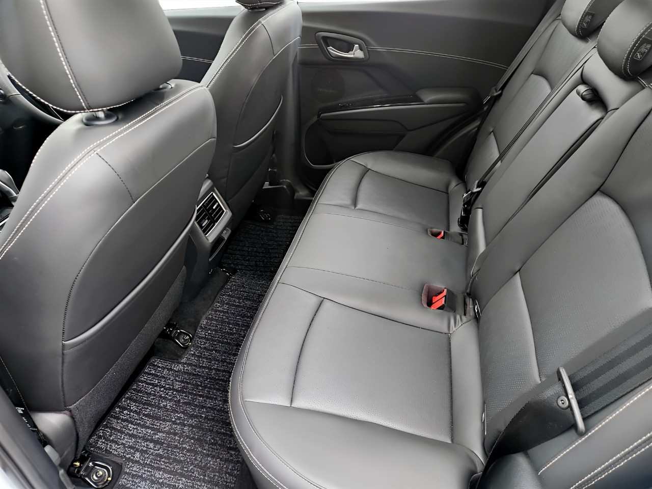 Mahindra XUV 3XO 1.2T AX7L