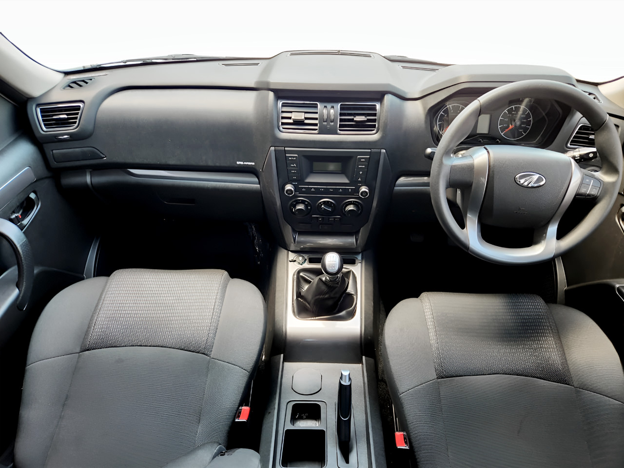 Mahindra PIK UP 2.2CRDE DOUBLE CAB S6 KAROO