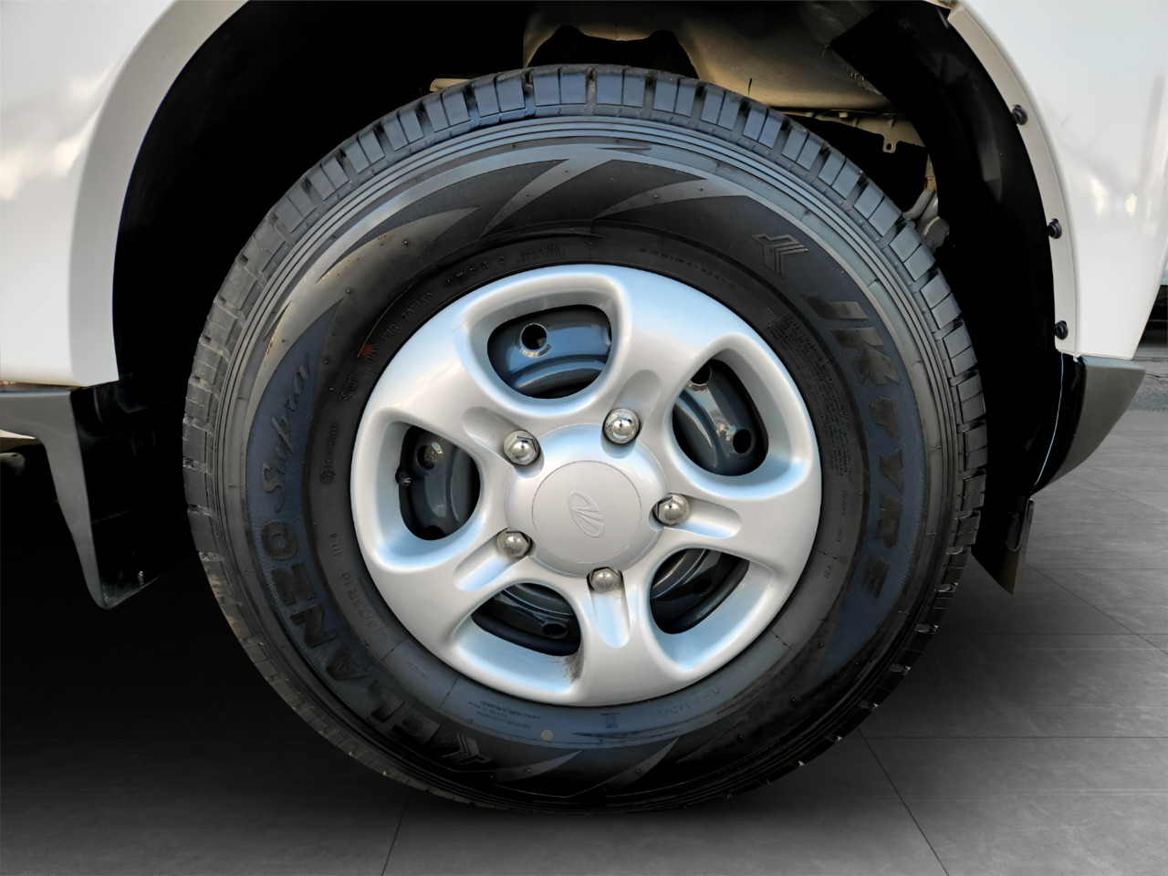 Mahindra PIK UP 2.2CRDE DOUBLE CAB S6 KAROO