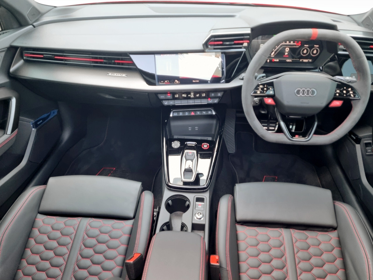 Audi RS3 SEDAN QUATTRO