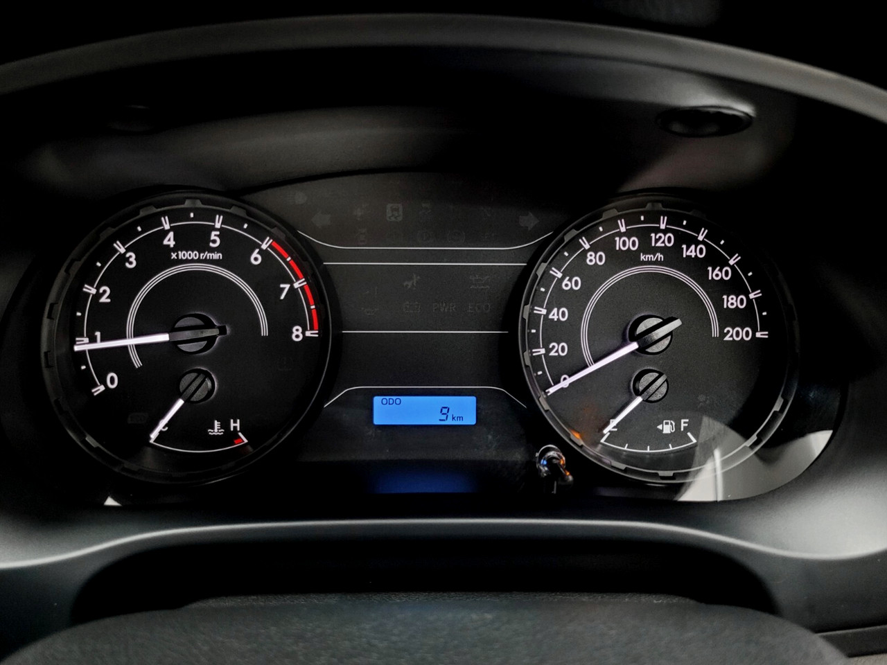 Toyota Hilux 2.0 SINGLE CAB S (AIRCON)