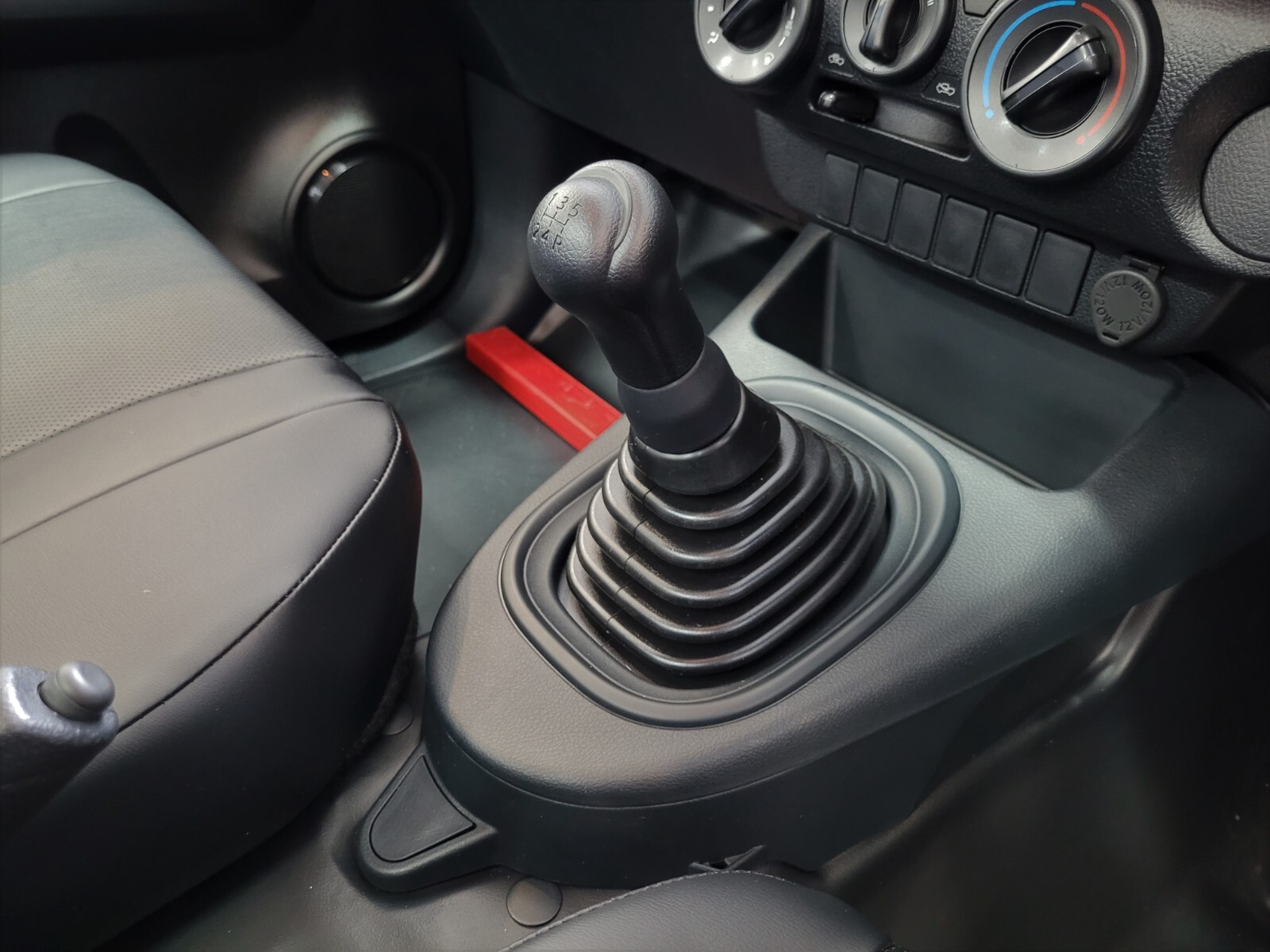Toyota Hilux 2.0 SINGLE CAB S (AIRCON)