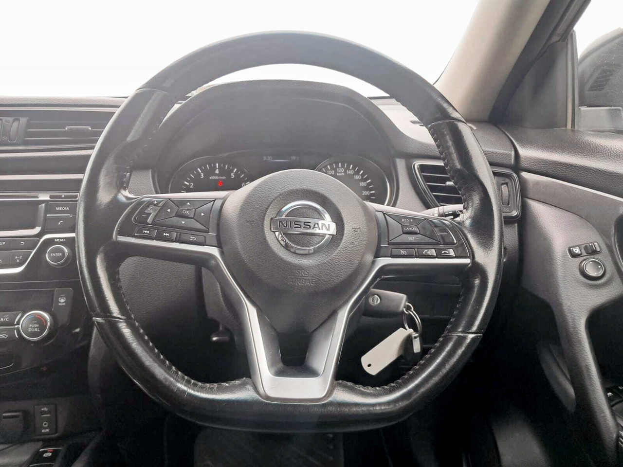 Nissan X-Trail 2.5 4X4 TEKNA
