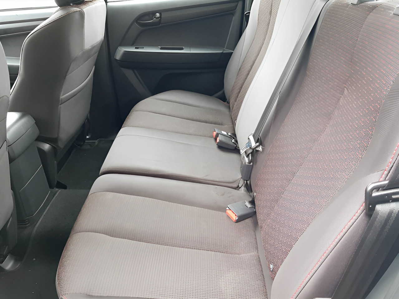 Isuzu D-Max 250 DOUBLE CAB HI-RIDE