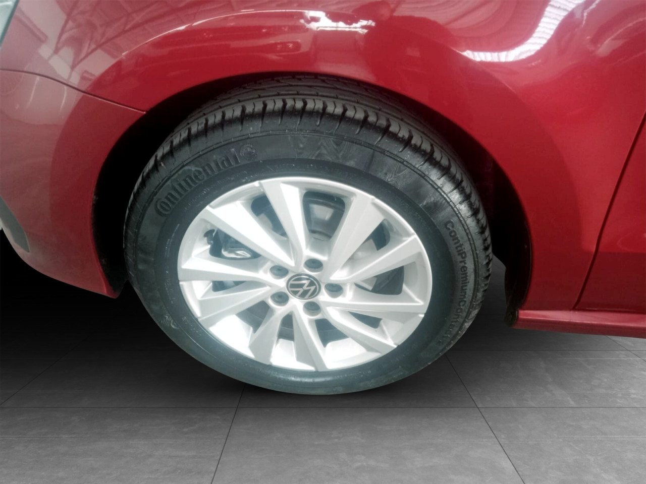 Volkswagen POLO VIVO HATCH 1.4