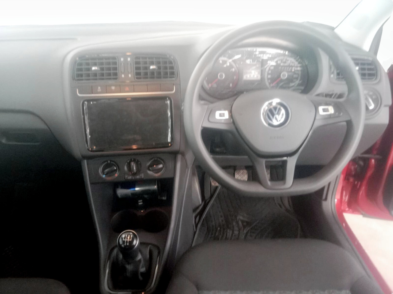 Volkswagen POLO VIVO HATCH 1.4