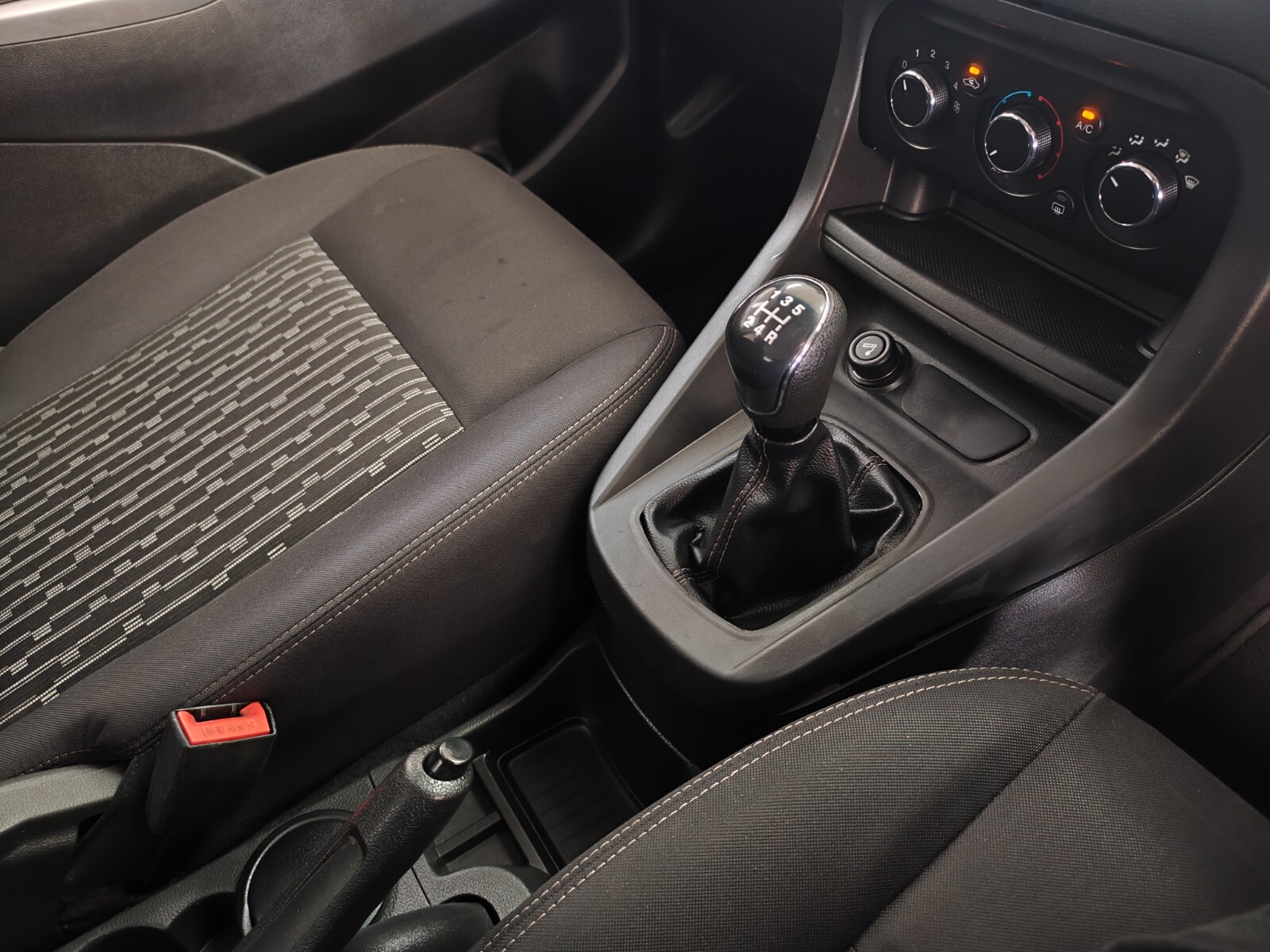 Ford Figo HATCH 1.5 TREND