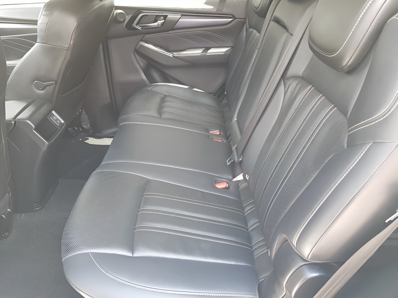 Isuzu MU-X 1.9TD LS