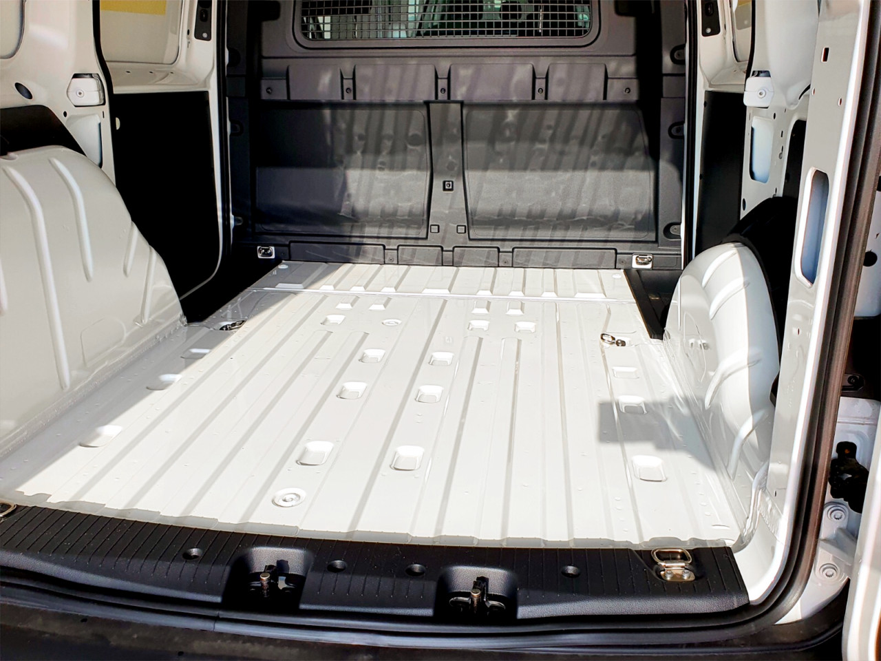 Volkswagen Caddy CARGO 1.6 PANEL VAN
