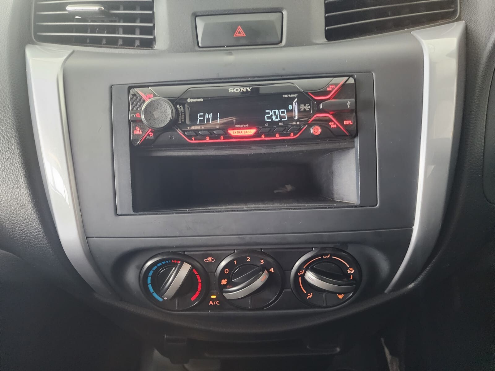 Nissan Navara 2.5DDTI SINGLE CAB XE