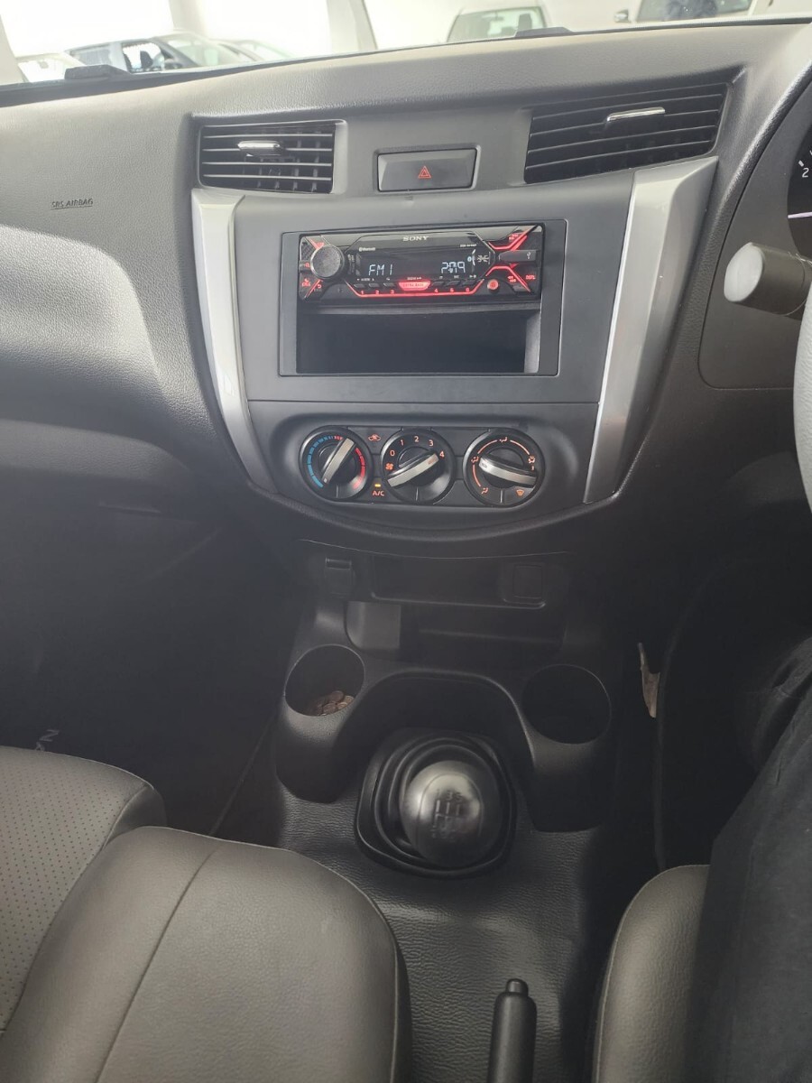 Nissan Navara 2.5DDTI SINGLE CAB XE