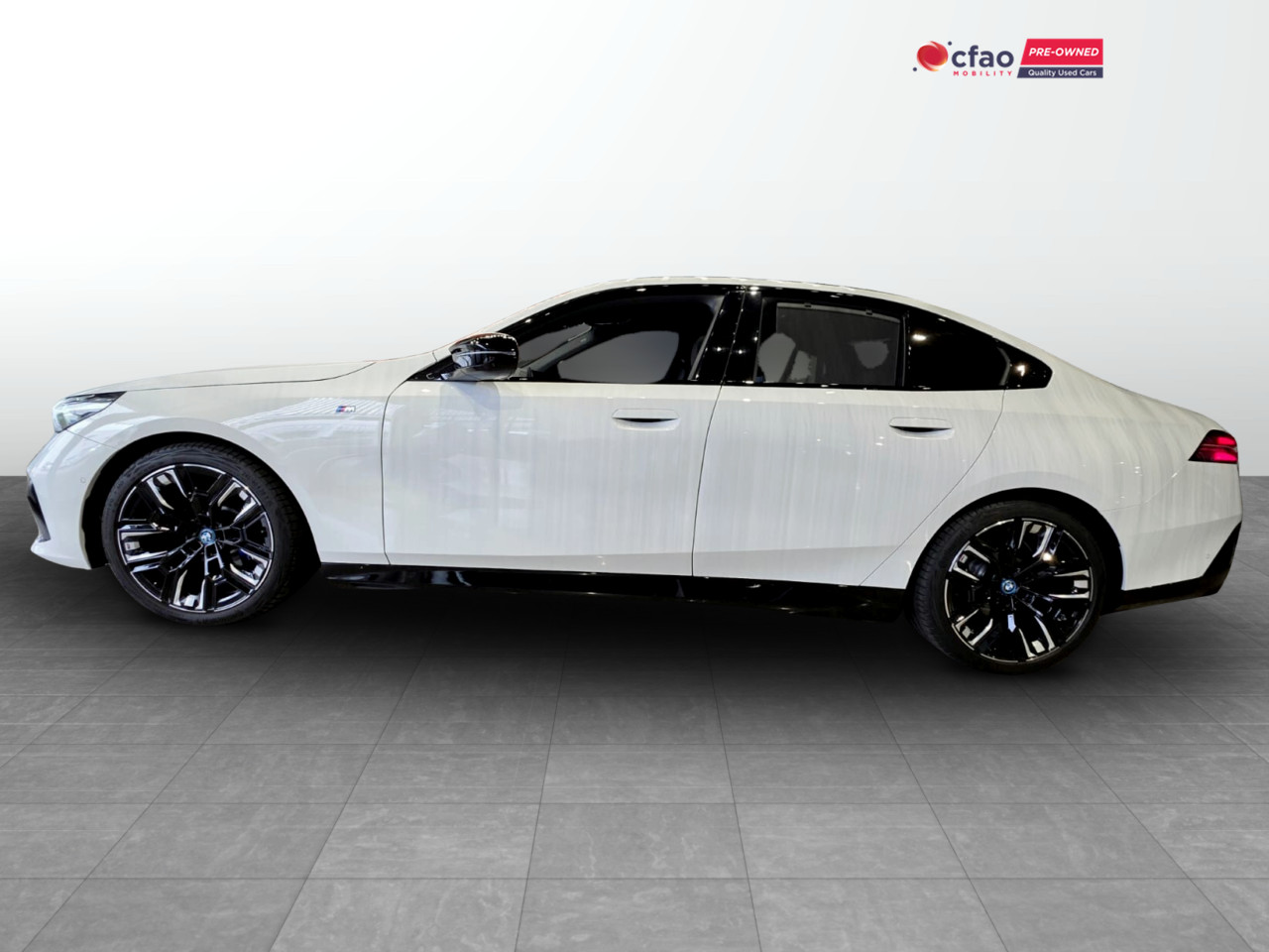 BMW i5 M60 XDRIVE