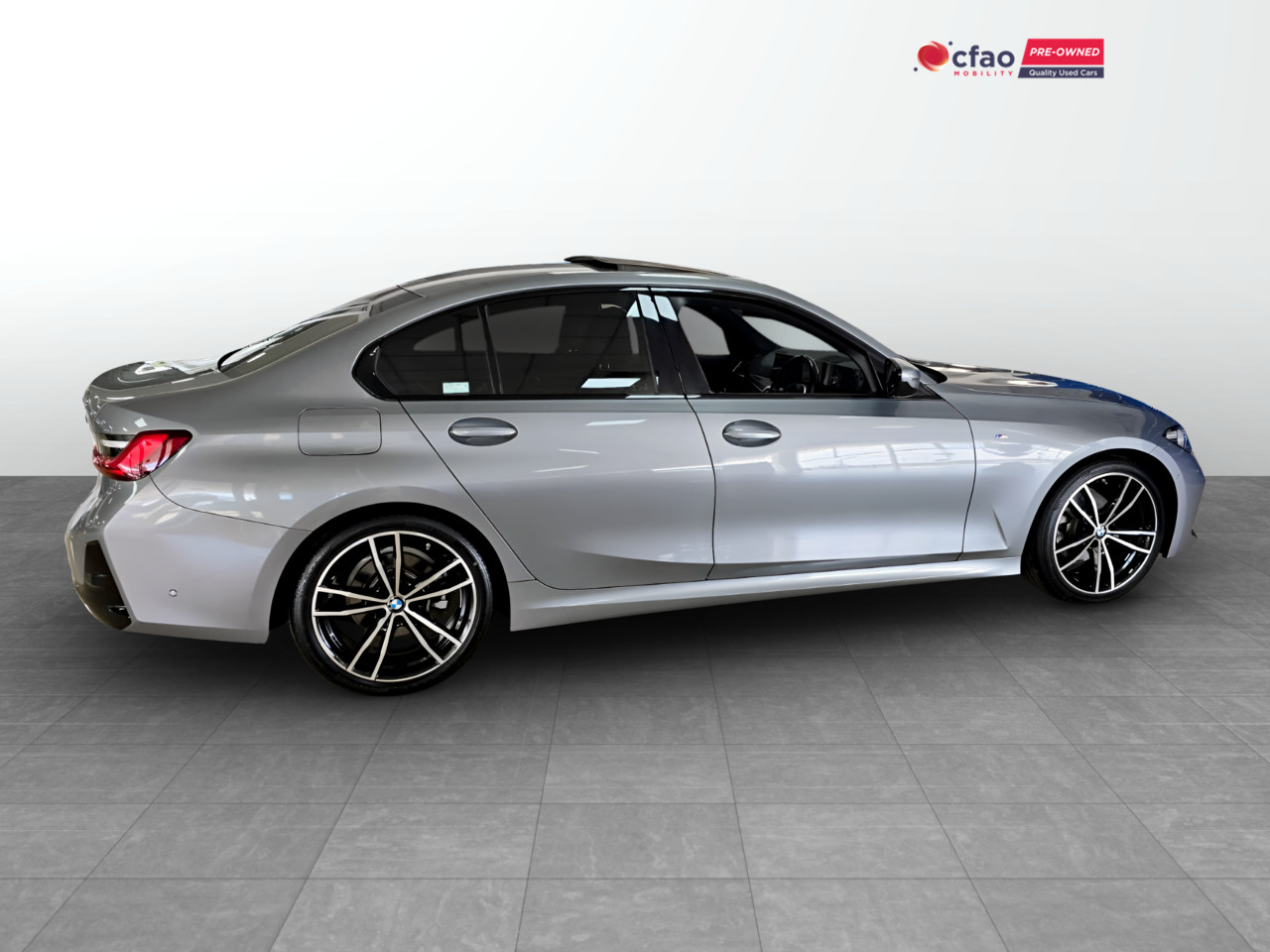 BMW 3 Series 320i M SPORT A/T