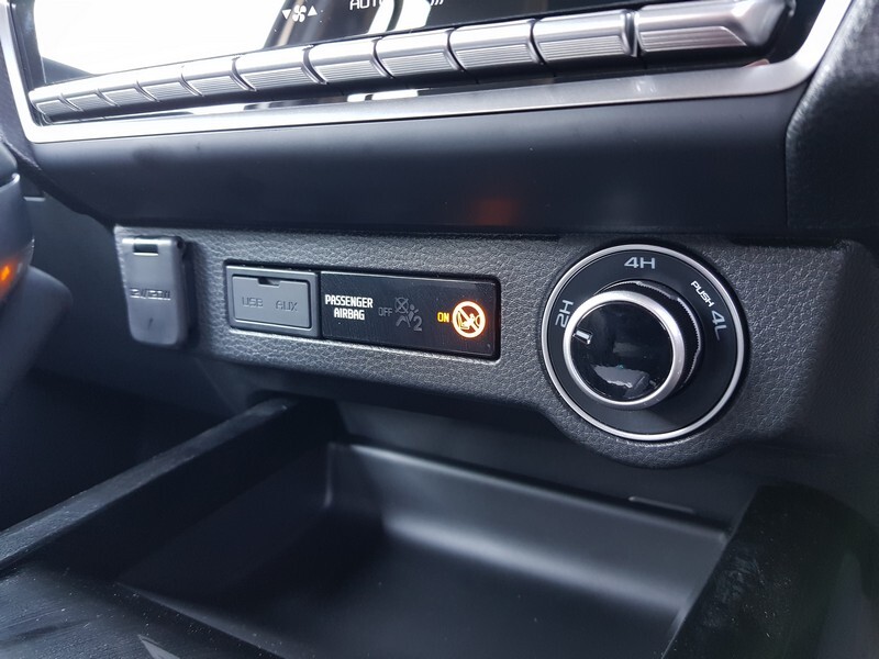 Isuzu D-Max 3.0TD DOUBLE CAB V-CROSS 4X4