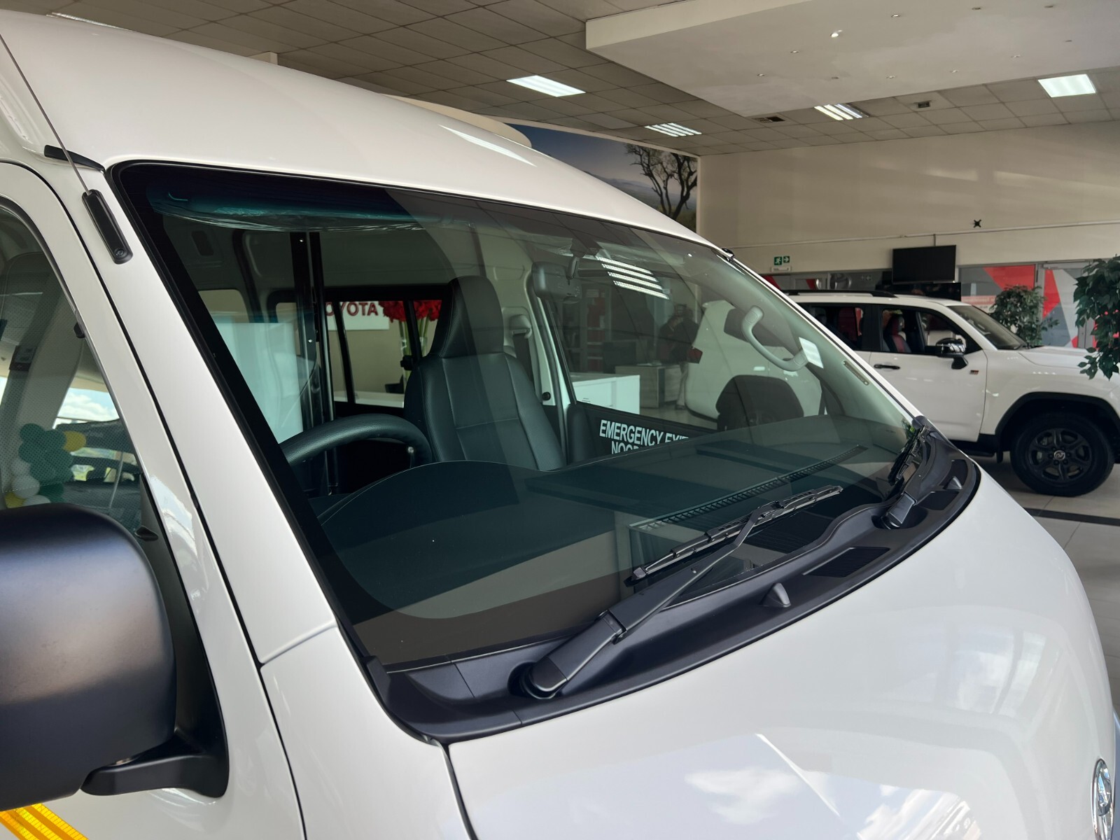 Toyota QUANTUM 2.7 SES-FIKILE
