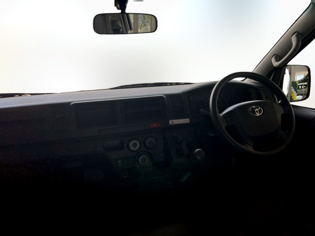 Toyota QUANTUM 2.7 SES-FIKILE