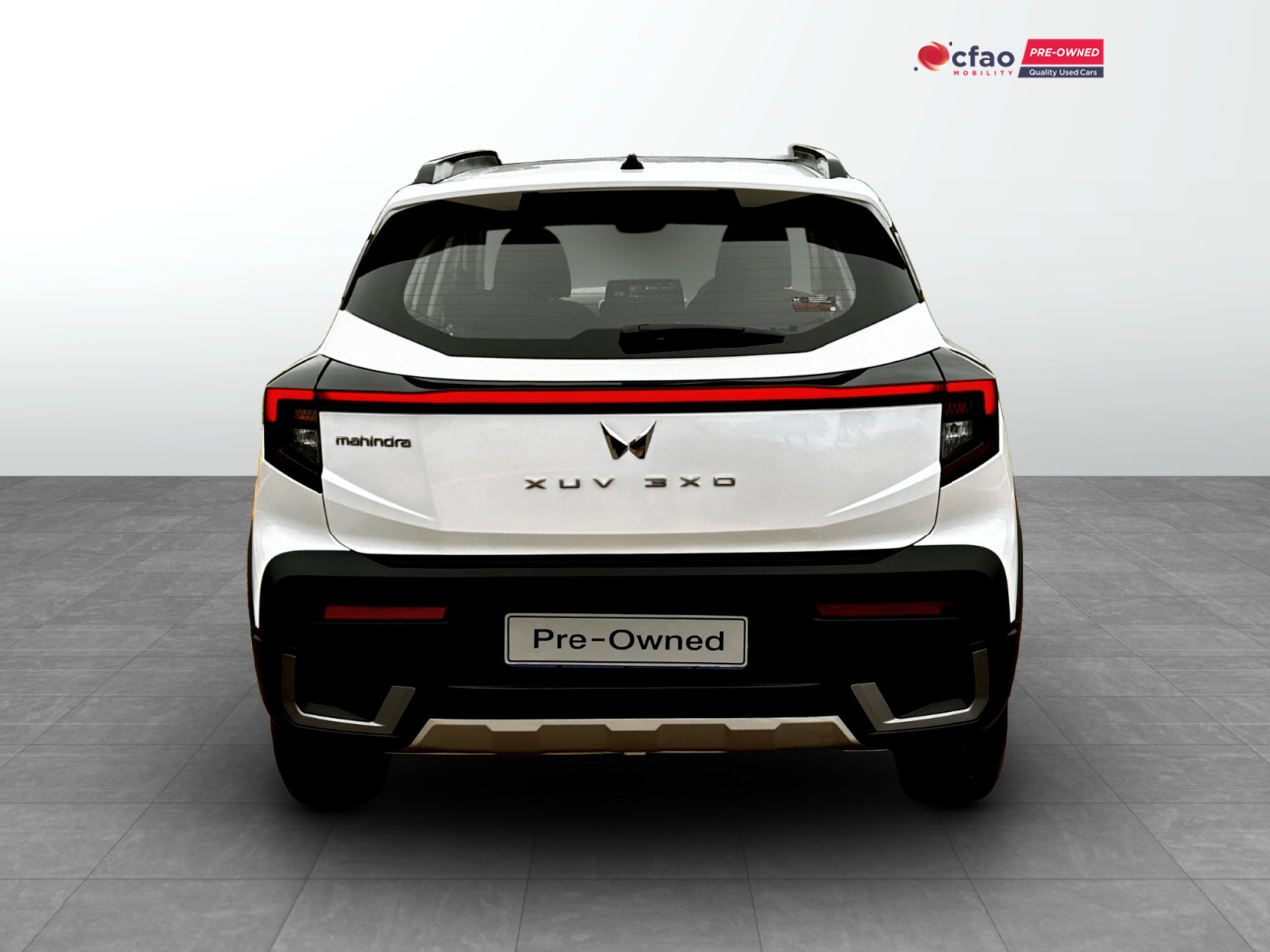 Mahindra XUV 3XO 1.2T AX5 AUTO