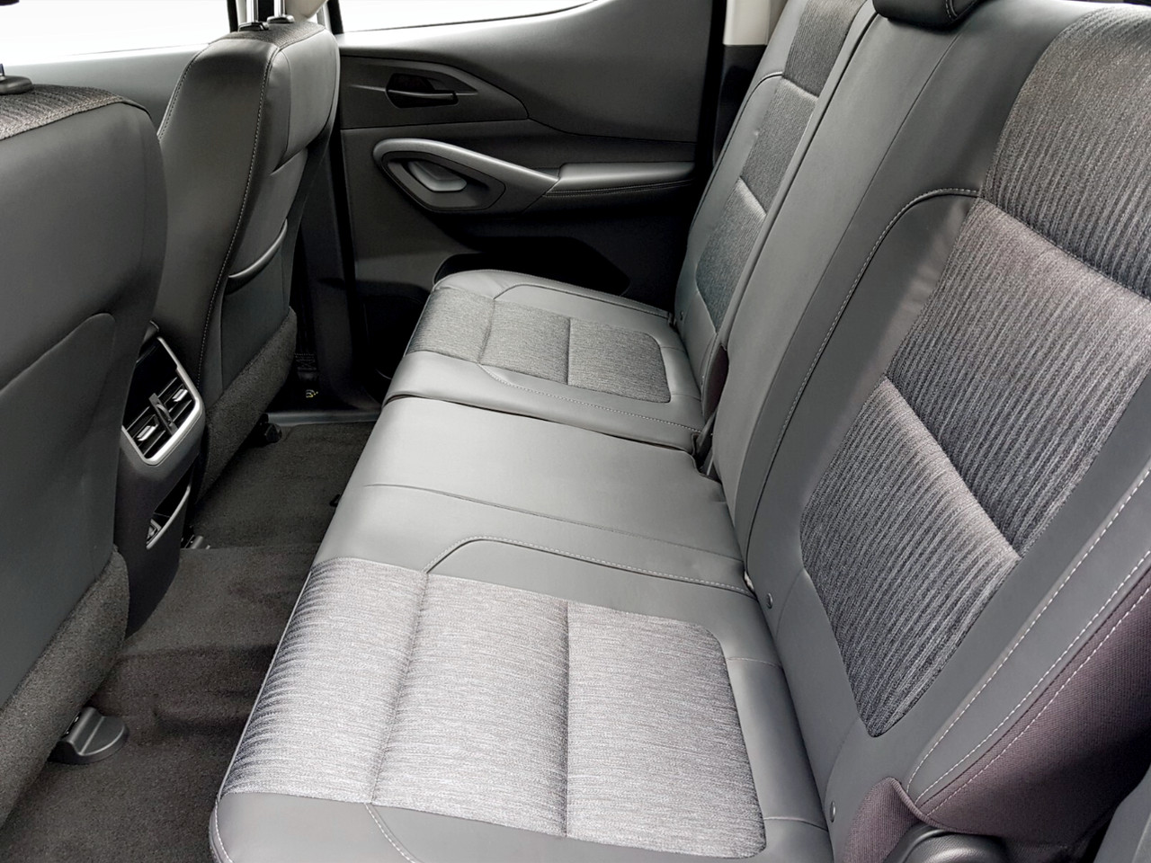 Peugeot LANDTREK 1.9TD DOUBLE CAB ACTIVE 4X4