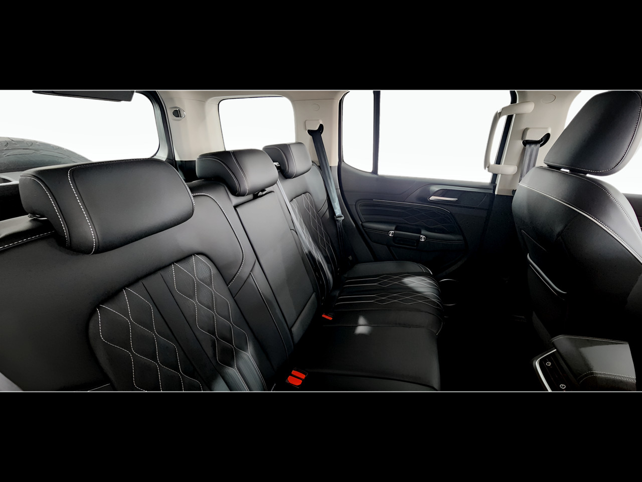 GWM TANK 300 2.4T LUXURY