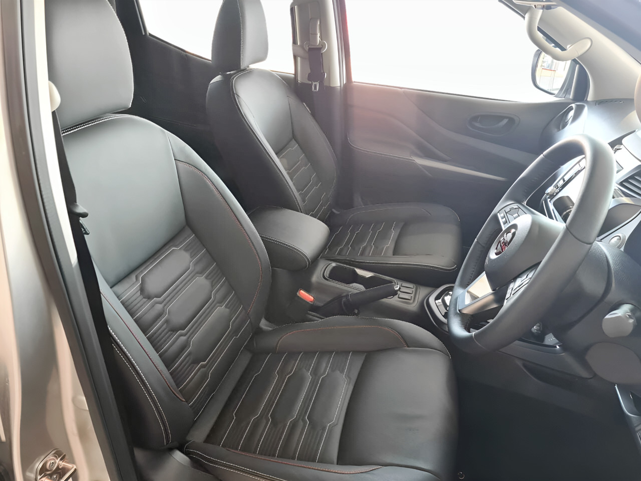 Nissan Navara 2.5DDTI DOUBLE CAB PRO-2X