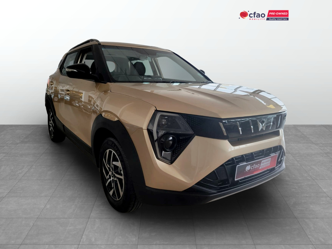 Mahindra XUV 3XO 1.2T AX5 AUTO