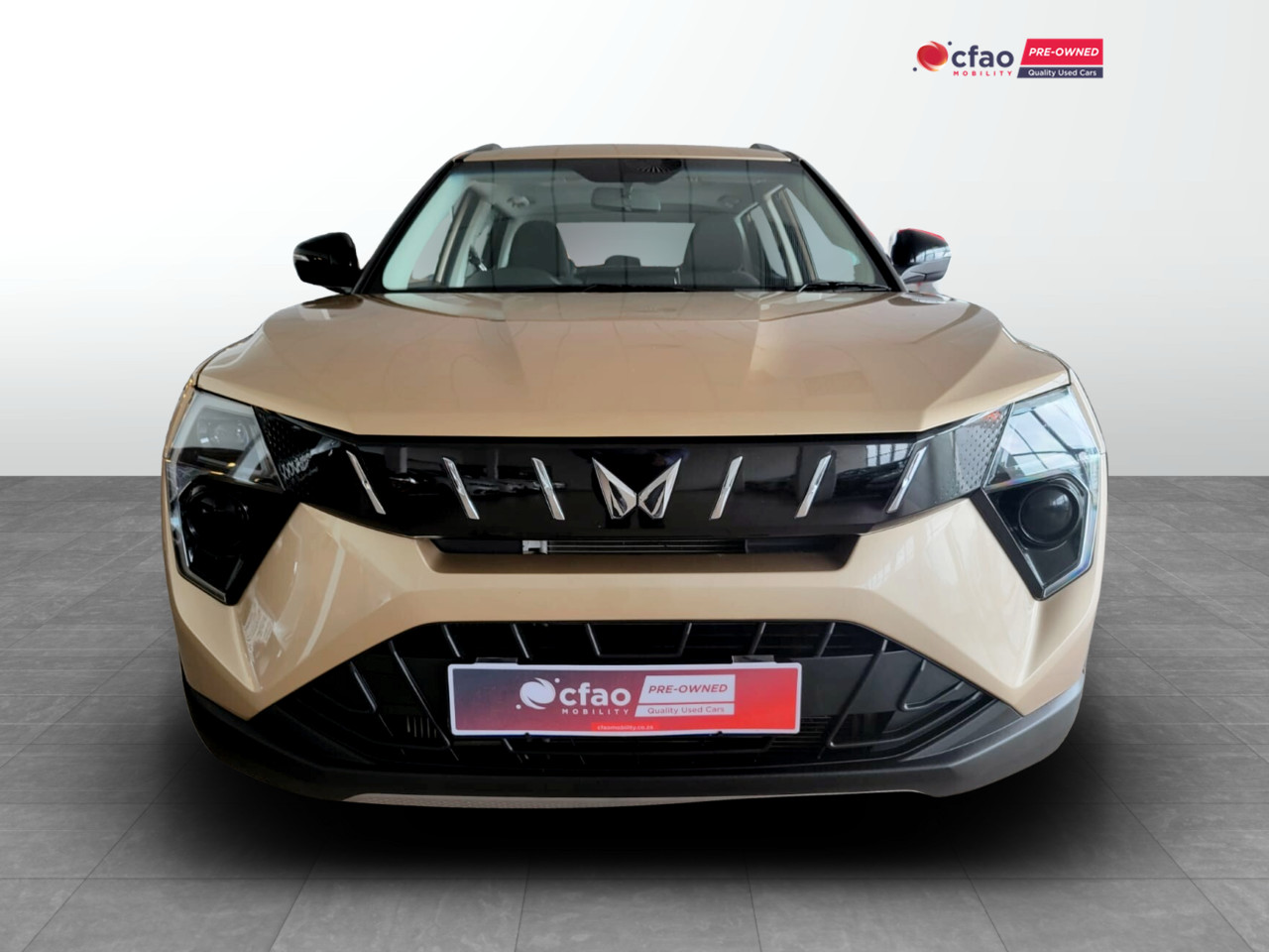 Mahindra XUV 3XO 1.2T AX5 AUTO