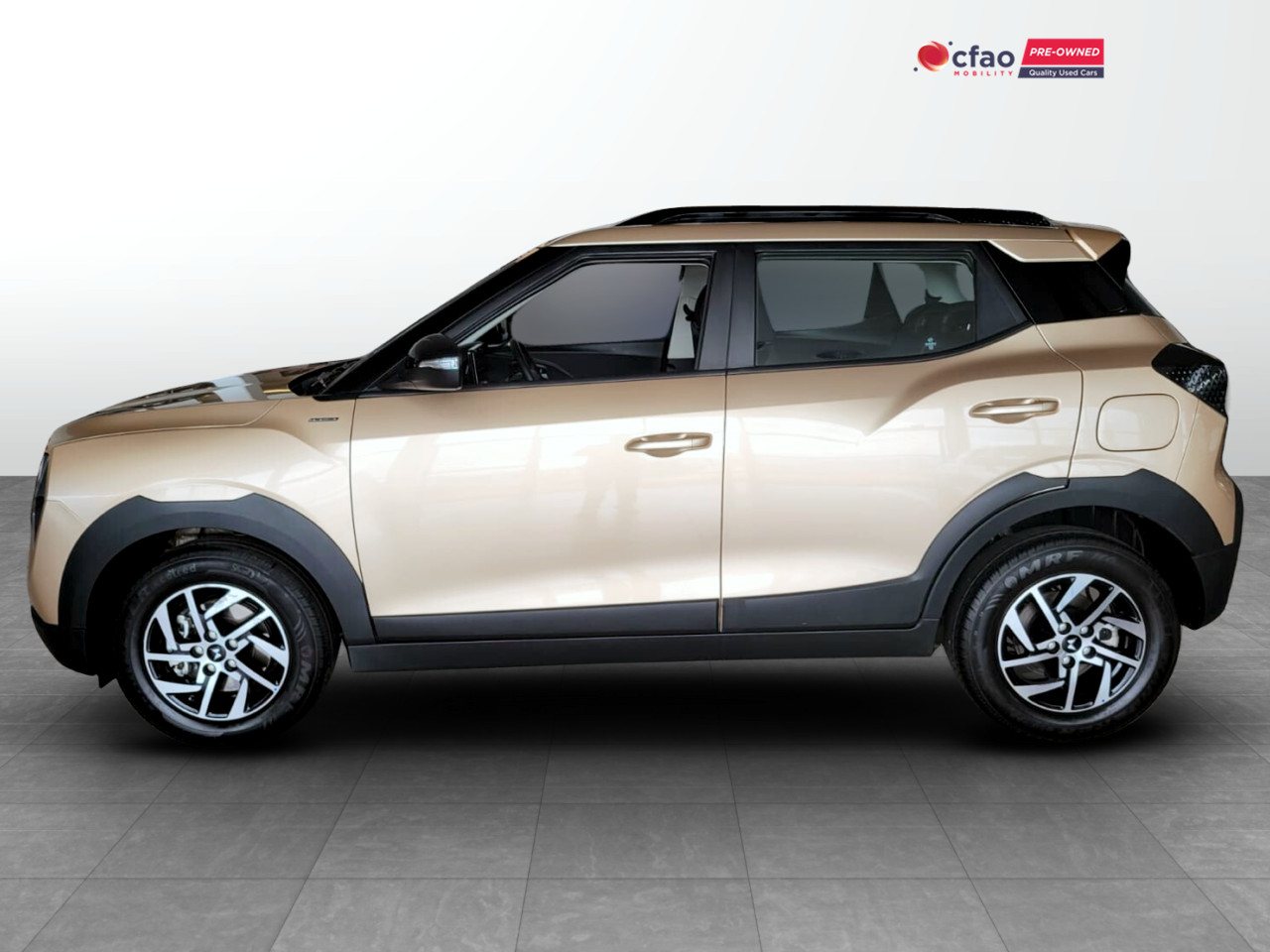 Mahindra XUV 3XO 1.2T AX5 AUTO