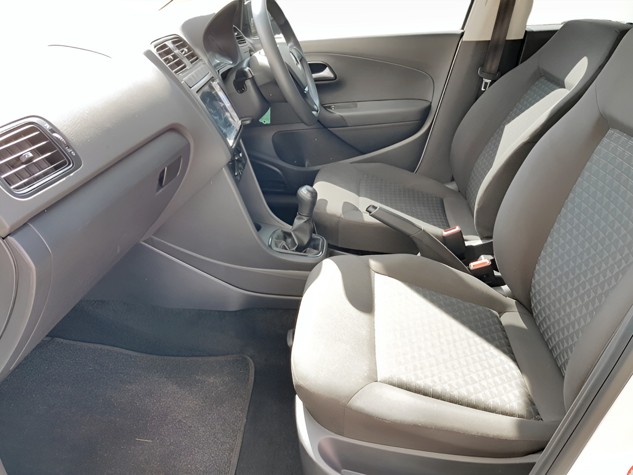 Volkswagen POLO VIVO HATCH 1.4