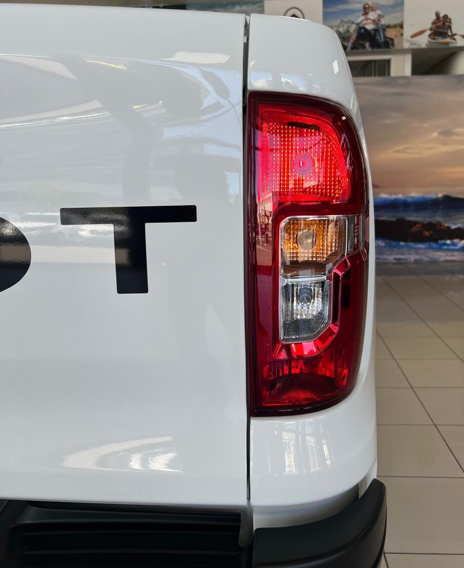 Peugeot LANDTREK 1.9TD DOUBLE CAB PROFESSIONAL