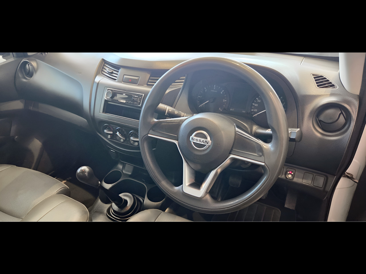 Nissan Navara 2.5DDTI SINGLE CAB XE