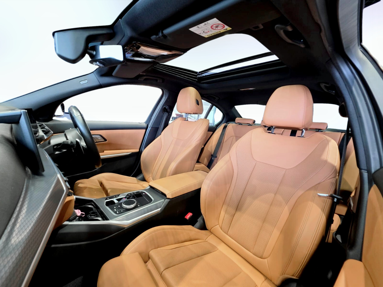 BMW 3 Series 320i M SPORT A/T