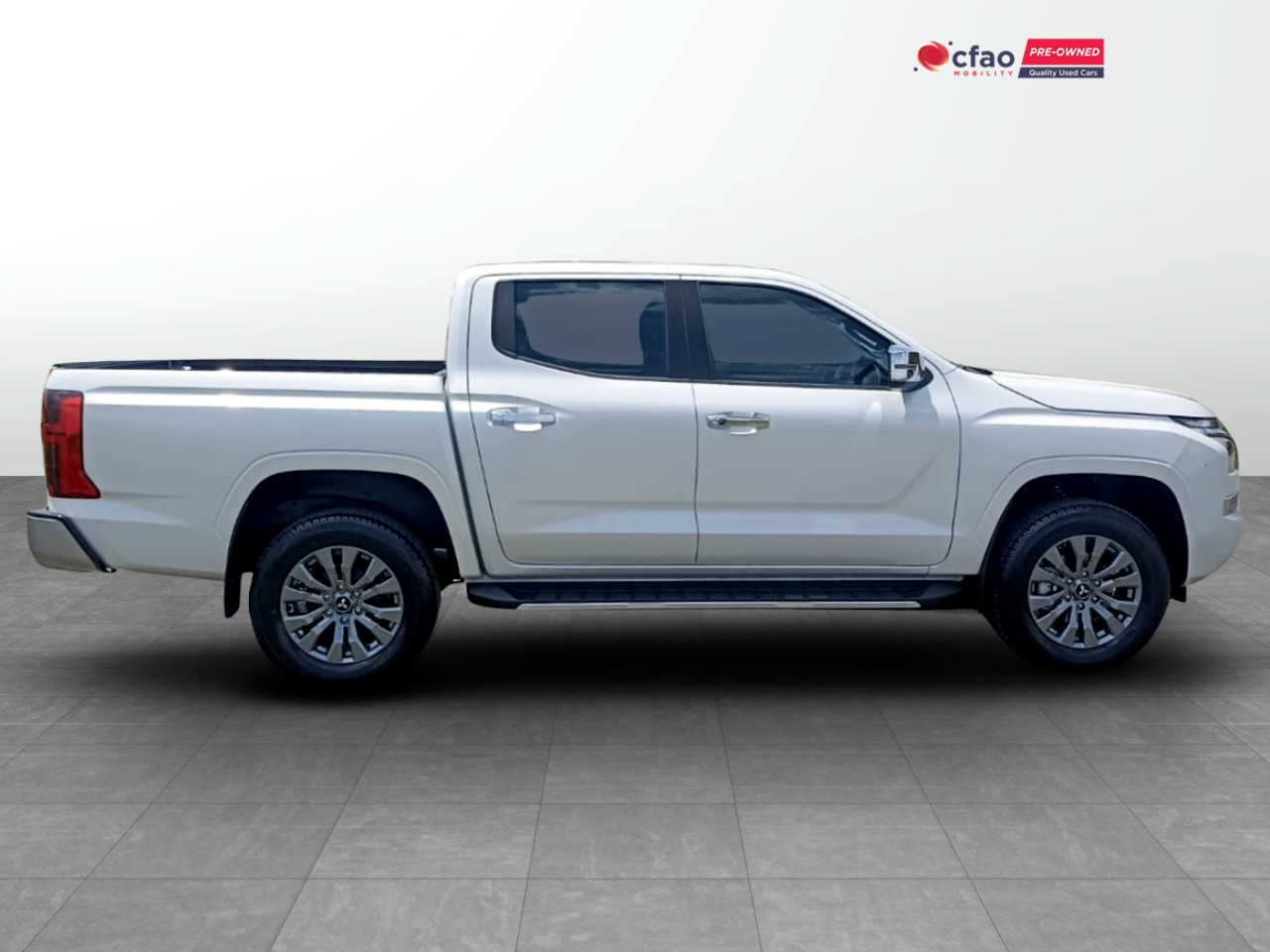 Mitsubishi TRITON 2.4DI-D DOUBLE CAB GLS AUTO