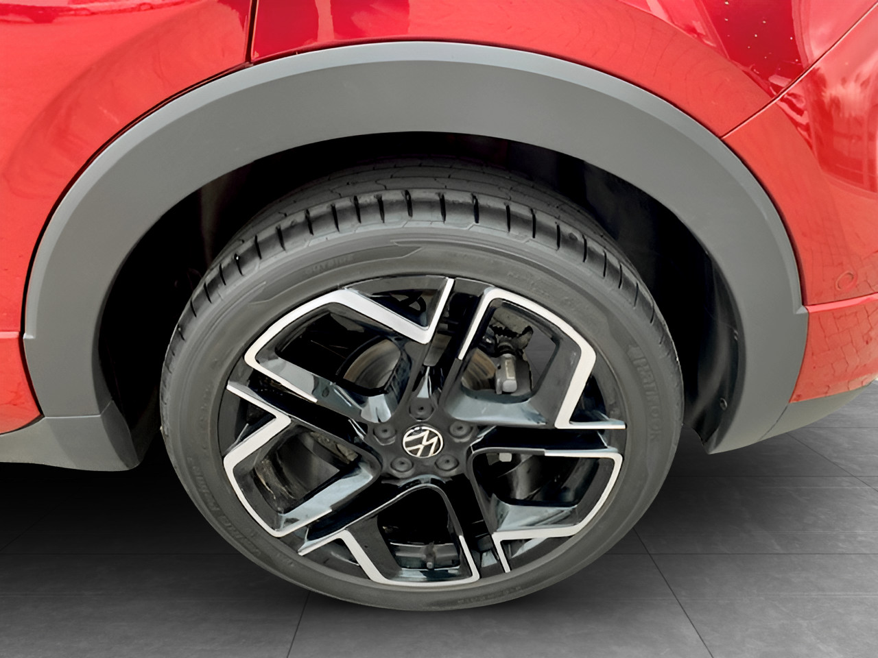 Volkswagen T-cross 1.0TSI R-LINE
