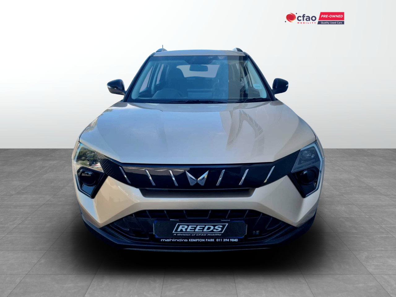 Mahindra XUV 3XO 1.2T AX5 AUTO