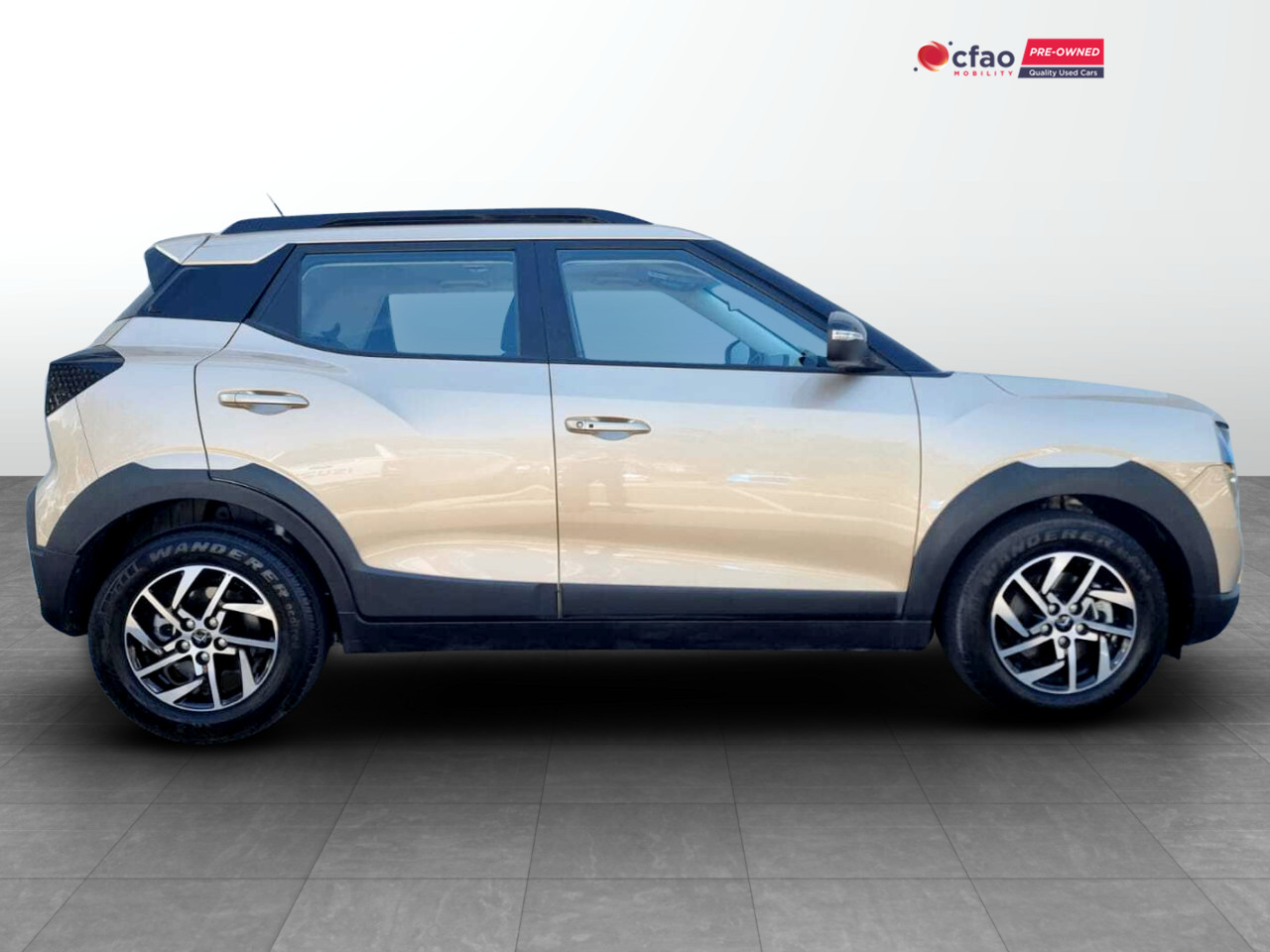 Mahindra XUV 3XO 1.2T AX5 AUTO