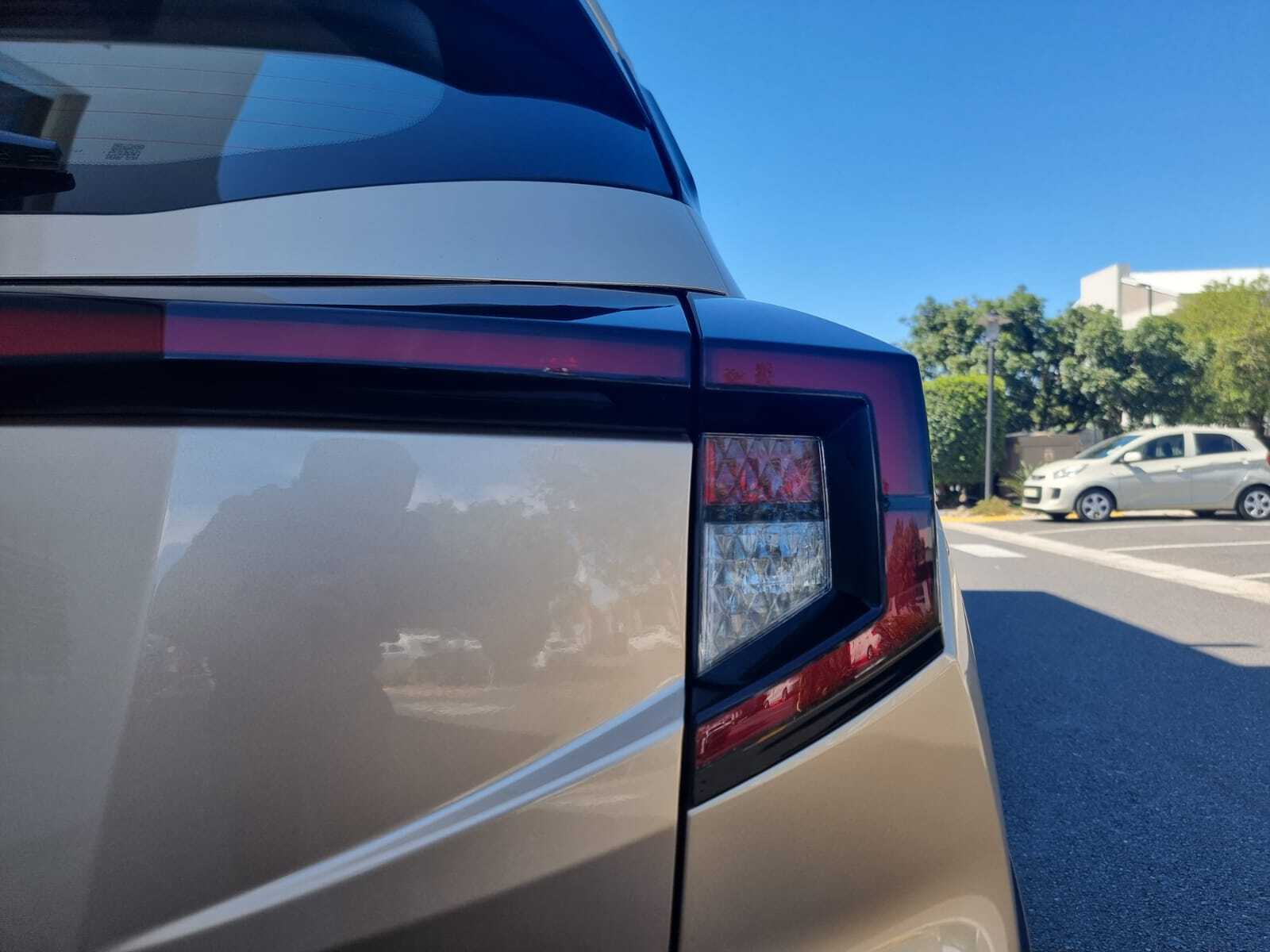 Mahindra XUV 3XO 1.2T AX5 AUTO