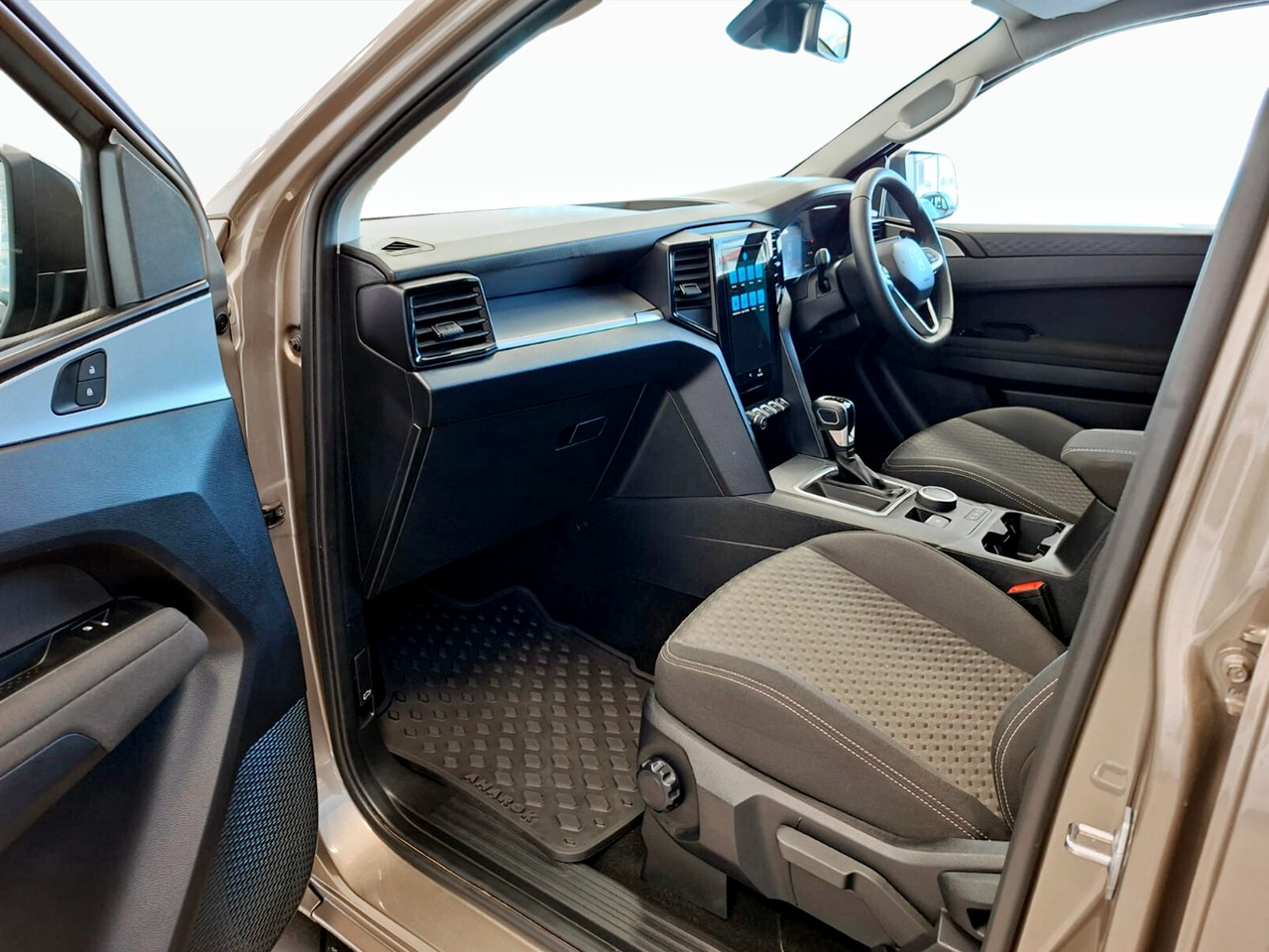 Volkswagen Amarok 2.0TDI DOUBLE CAB LIFE 4MOTION AUTO
