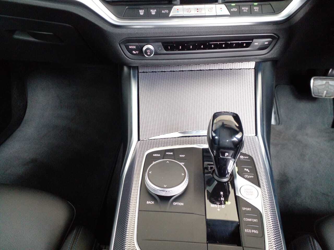 BMW 3 Series 320i M SPORT A/T