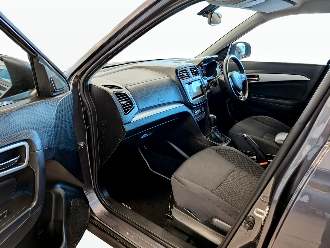 Suzuki Vitara BREZZA 1.5 GLX A/T